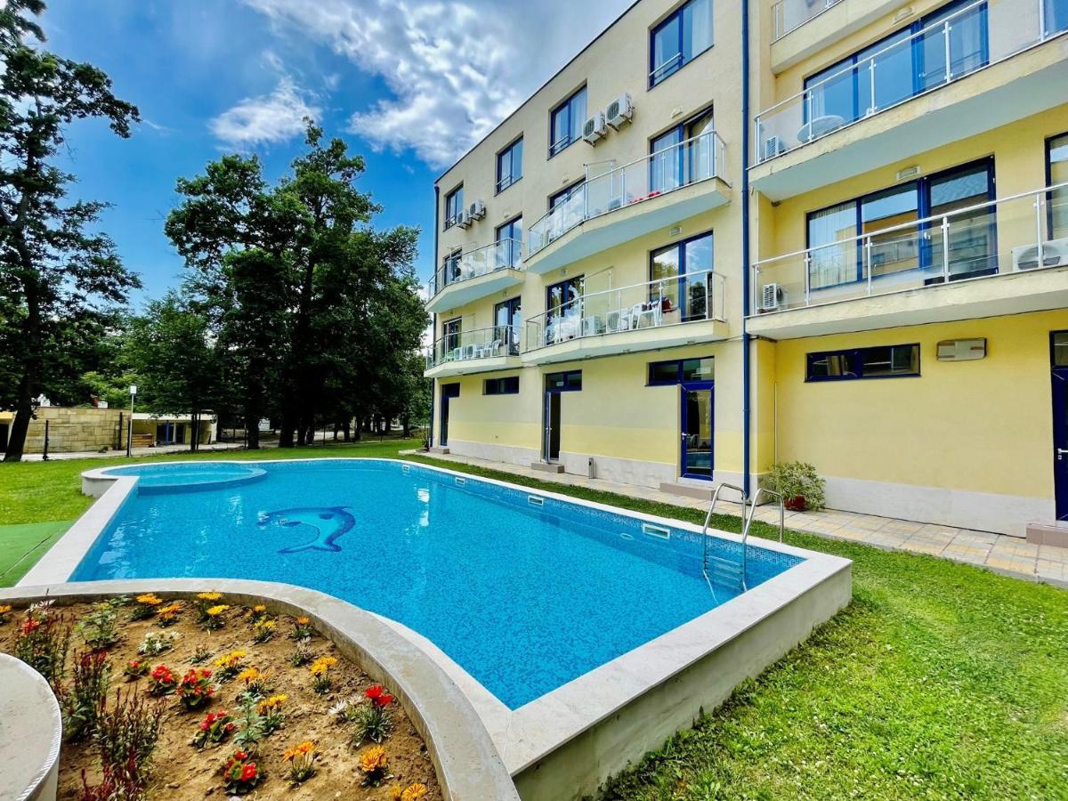 Pop Art Hotel Primorsko Dış mekan fotoğraf